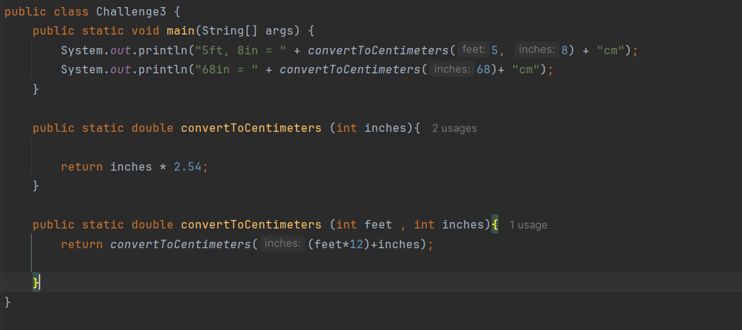 Screenshot eines Java-Programms in einer IDE. Zu sehen ist eine Klasse namens Challenge3 mit drei for-Schleifen: Eine zählt von 1 bis 5, eine berechnet Zinsen für 10.000 € bei Zinssätzen von 2 % bis 5 %, und eine weitere berechnet Zinsen für 100 € bei 7,5 % bis 10 % und bricht ab, sobald der Zinsbetrag über 8,5 liegt. Unten befindet sich eine Methode calculateInterest, die Zinsen anhand von Betrag und Zinssatz berechnet.